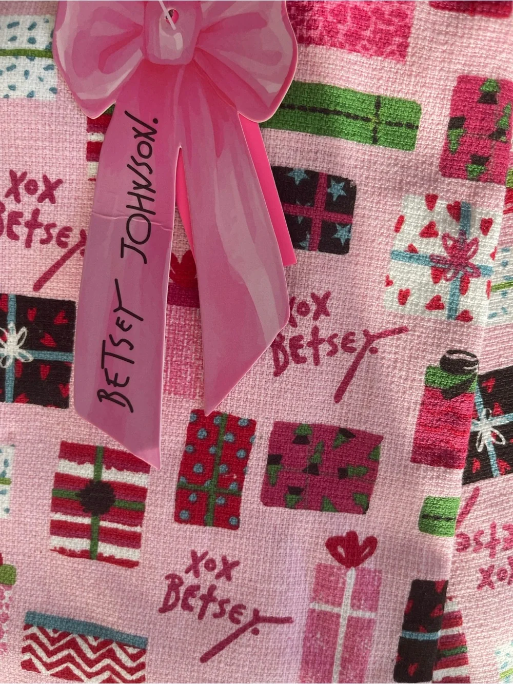 🆕BETSEY JOHNSON SET OF 2 CHRISTMAS 🎄 KITCHEN TOWELS